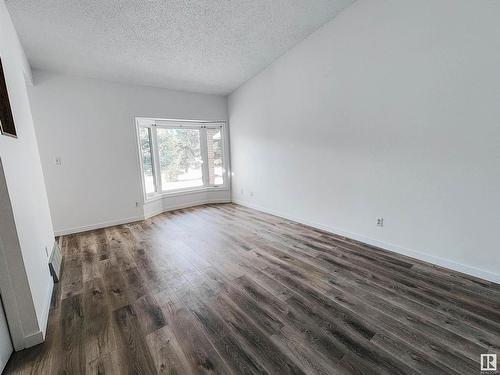 8507 189 Street, Edmonton, AB - Indoor Photo Showing Other Room