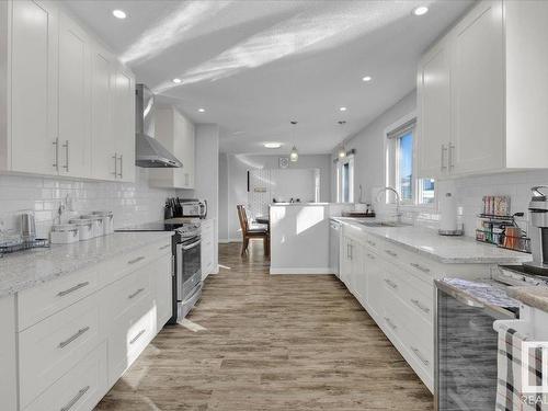 9823 156 Avenue, Edmonton, AB - Indoor Photo Showing Kitchen With Upgraded Kitchen