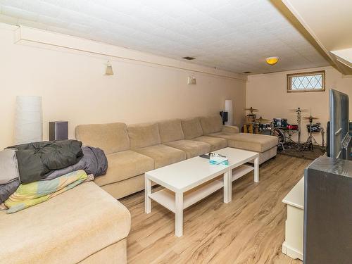 10819 138 Street, Edmonton, AB - Indoor Photo Showing Living Room