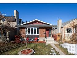 8956 77 Avenue  Edmonton, AB T6C 0L9