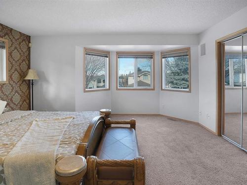 950 Burrows Crescent, Edmonton, AB - Indoor Photo Showing Bedroom