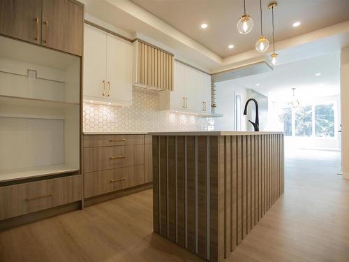 9654 76 Avenue, Edmonton, AB - Indoor Photo Showing Kitchen