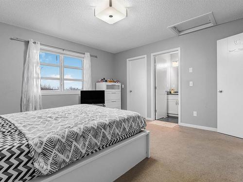 2614 Casey Way, Edmonton, AB - Indoor Photo Showing Bedroom