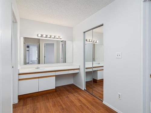 205 9138 83 Avenue, Edmonton, AB - Indoor Photo Showing Bathroom