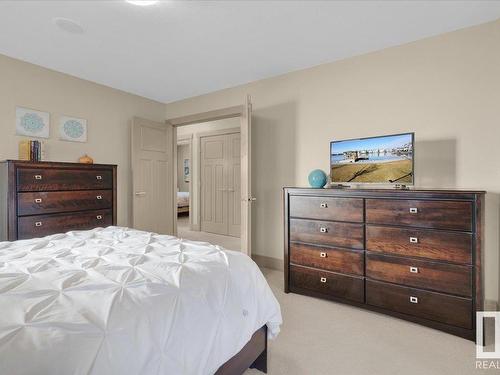 17115 71 Street, Edmonton, AB - Indoor Photo Showing Bedroom