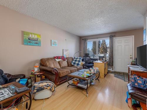 110 16428 109 Street, Edmonton, AB - Indoor Photo Showing Living Room