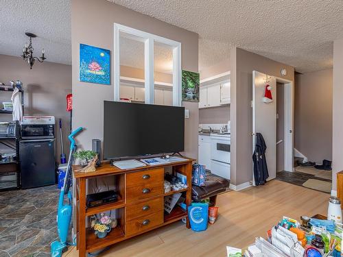 110 16428 109 Street, Edmonton, AB - Indoor