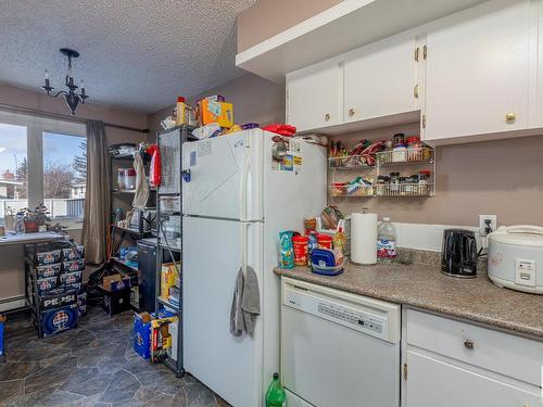 110 16428 109 Street, Edmonton, AB - Indoor Photo Showing Kitchen