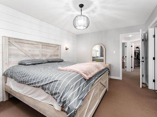 1640 57 Street, Edmonton, AB - Indoor Photo Showing Bedroom