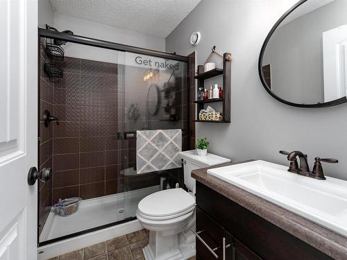 1640 57 Street, Edmonton, AB - Indoor Photo Showing Bathroom