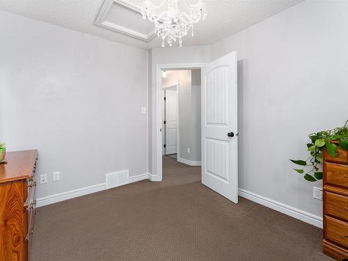 1640 57 Street, Edmonton, AB - Indoor Photo Showing Other Room