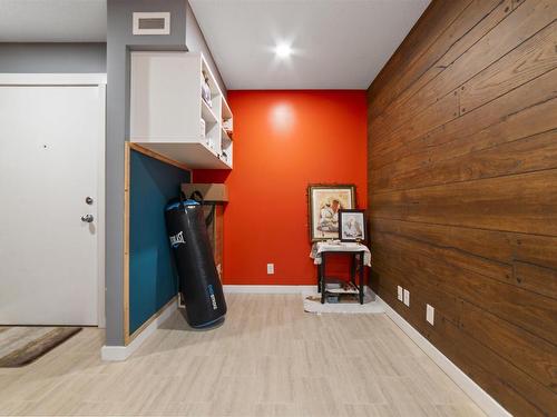 402 1510 Watt Drive, Edmonton, AB - Indoor Photo Showing Other Room