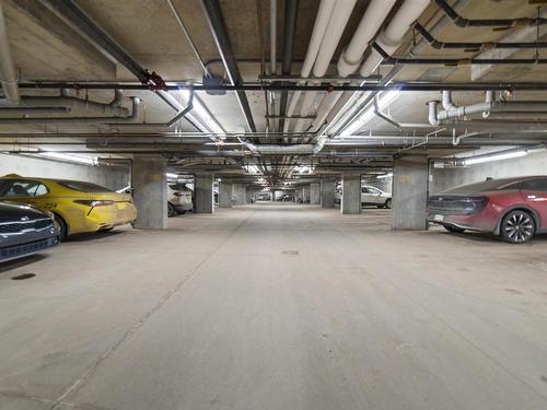 402 1510 Watt Drive, Edmonton, AB - Indoor Photo Showing Garage