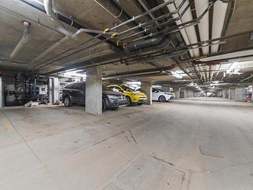 402 1510 Watt Drive, Edmonton, AB - Indoor Photo Showing Garage