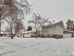 12 GORDON Crescent  St. Albert, AB T8N 0V6