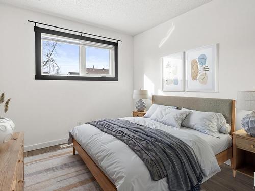 2432 117 Street, Edmonton, AB - Indoor Photo Showing Bedroom