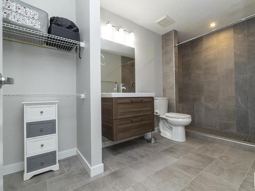 17616 58 Street, Edmonton, AB - Indoor Photo Showing Bathroom