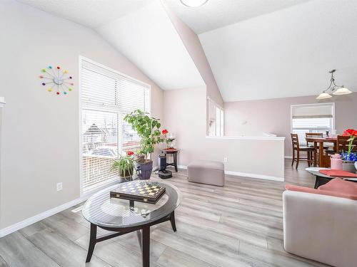 3709 22A Street, Edmonton, AB - Indoor Photo Showing Living Room