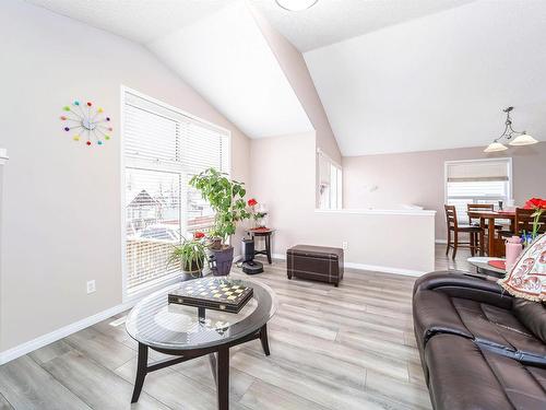 3709 22A Street, Edmonton, AB - Indoor Photo Showing Living Room