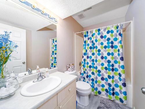 3709 22A Street, Edmonton, AB - Indoor Photo Showing Bathroom