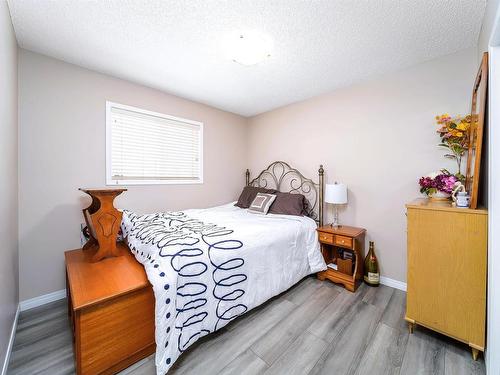 3709 22A Street, Edmonton, AB - Indoor Photo Showing Bedroom