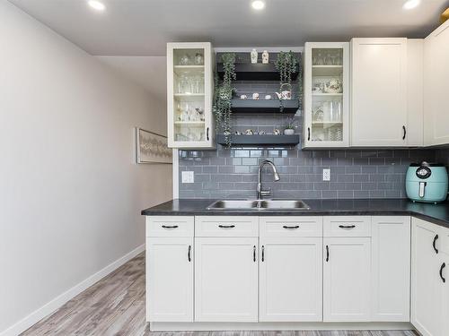 173 Royal Road, Edmonton, AB - Indoor Photo Showing Kitchen With Double Sink