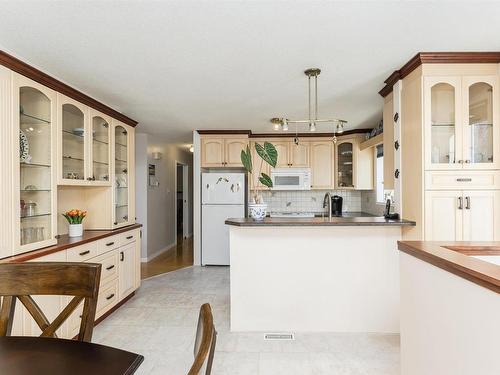 10616 145 Street, Edmonton, AB - Indoor Photo Showing Kitchen