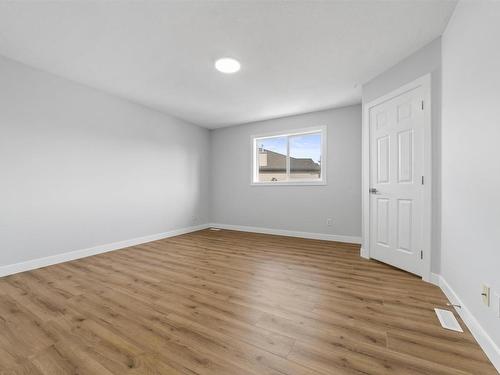 Edmonton, AB - Indoor Photo Showing Other Room