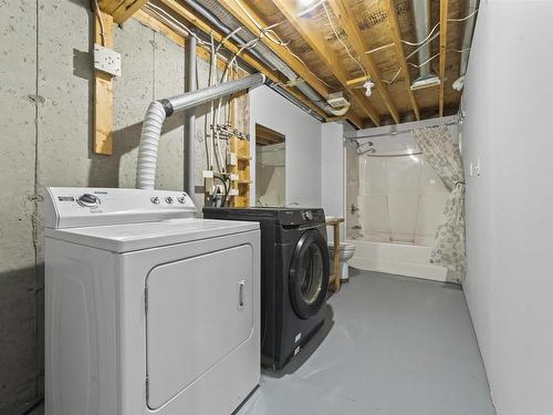 Edmonton, AB - Indoor Photo Showing Laundry Room