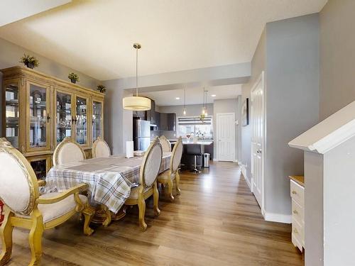 252 41 Avenue, Edmonton, AB - Indoor Photo Showing Dining Room