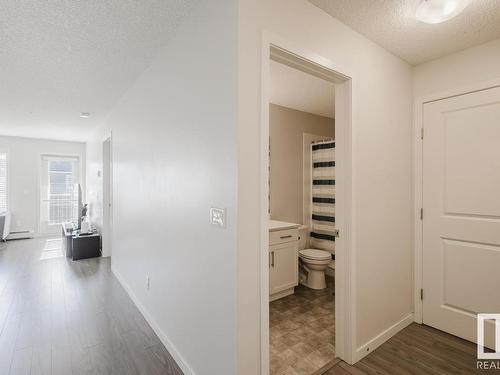 327 1820 Rutherford Road, Edmonton, AB - Indoor Photo Showing Other Room