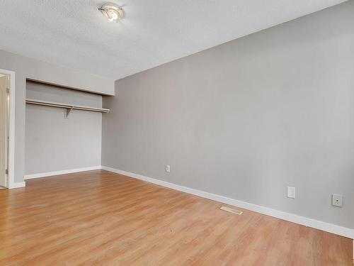 904 Erin Place, Edmonton, AB - Indoor Photo Showing Other Room