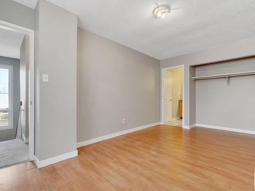 904 Erin Place, Edmonton, AB - Indoor Photo Showing Other Room