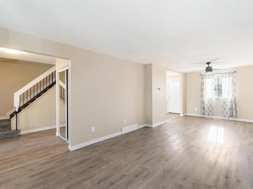 18003 76 Avenue, Edmonton, AB - Indoor Photo Showing Other Room