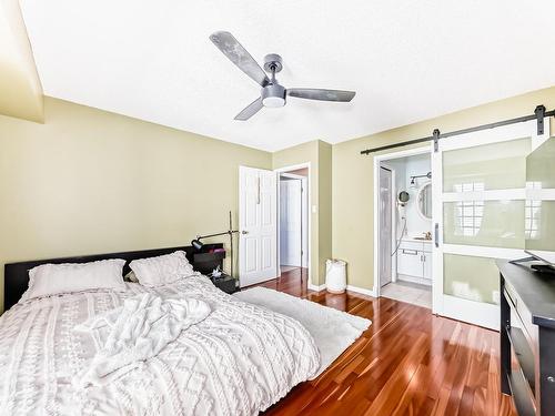 11 2911 36 Street, Edmonton, AB - Indoor Photo Showing Bedroom