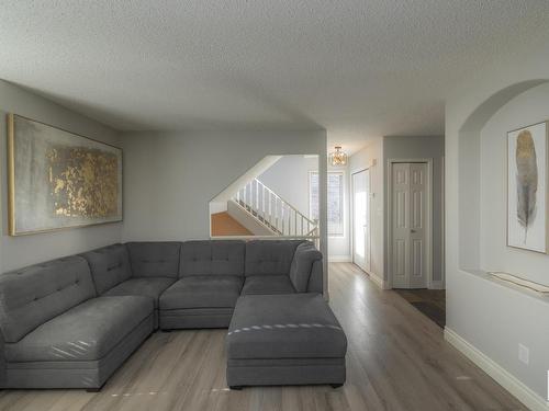 42 1295 Carter Crest Road, Edmonton, AB - Indoor Photo Showing Living Room