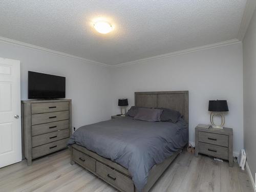 42 1295 Carter Crest Road, Edmonton, AB - Indoor Photo Showing Bedroom