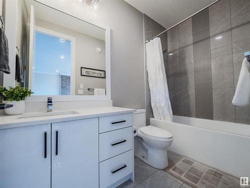 12819 202 Street, Edmonton, AB - Indoor Photo Showing Bathroom