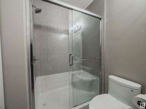 12819 202 Street, Edmonton, AB - Indoor Photo Showing Bathroom