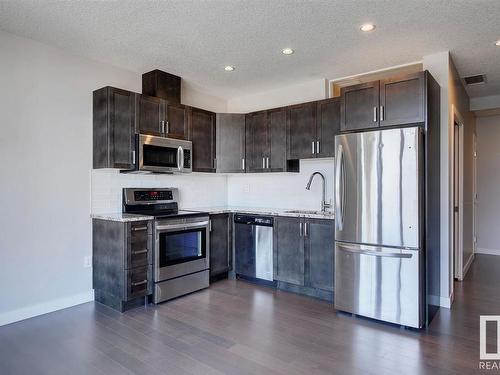 604 10238 103 Street, Edmonton, AB - Indoor Photo Showing Kitchen