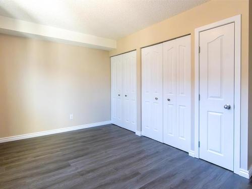 204 10529 93 Street, Edmonton, AB - Indoor Photo Showing Other Room