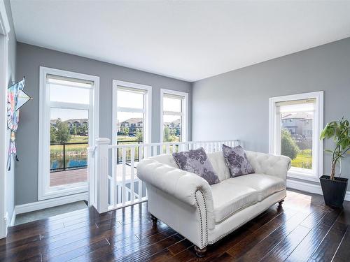 709 178A Street, Edmonton, AB - Indoor Photo Showing Living Room