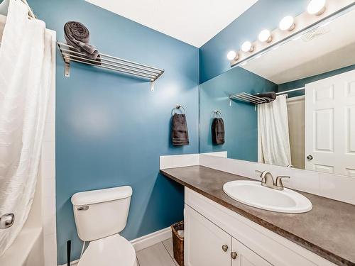 96 230 Edwards Drive, Edmonton, AB - Indoor Photo Showing Bathroom