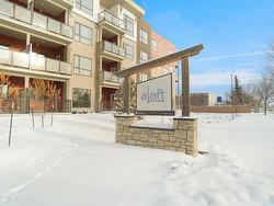 121 12804 140 Avenue  Edmonton, AB T6V 0M3