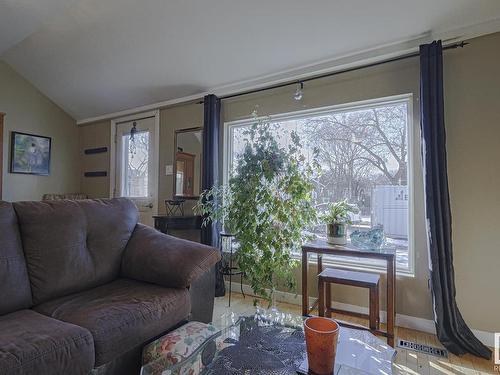 12009 86 Street, Edmonton, AB - Indoor Photo Showing Living Room