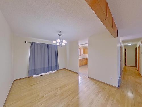 5207 13 Avenue, Edmonton, AB - Indoor Photo Showing Other Room