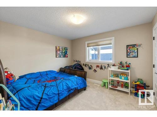 535 Albany Way, Edmonton, AB - Indoor Photo Showing Bedroom