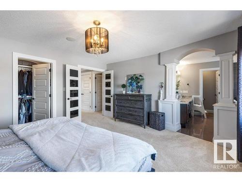 535 Albany Way, Edmonton, AB - Indoor Photo Showing Bedroom