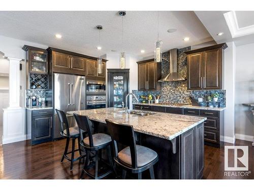 535 Albany Way, Edmonton, AB - Indoor Photo Showing Kitchen With Double Sink With Upgraded Kitchen