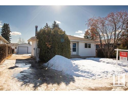 8307 14 Avenue, Edmonton, AB - Outdoor